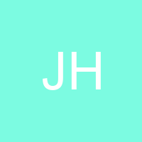 Julia Hardy